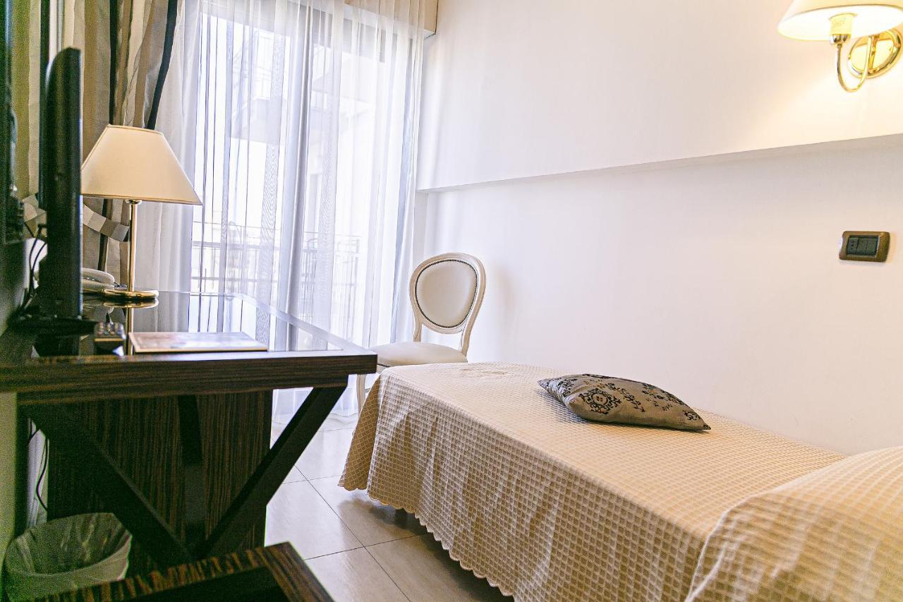 Hotel Metropolitan Bellaria-Igea Marina Eksteriør billede