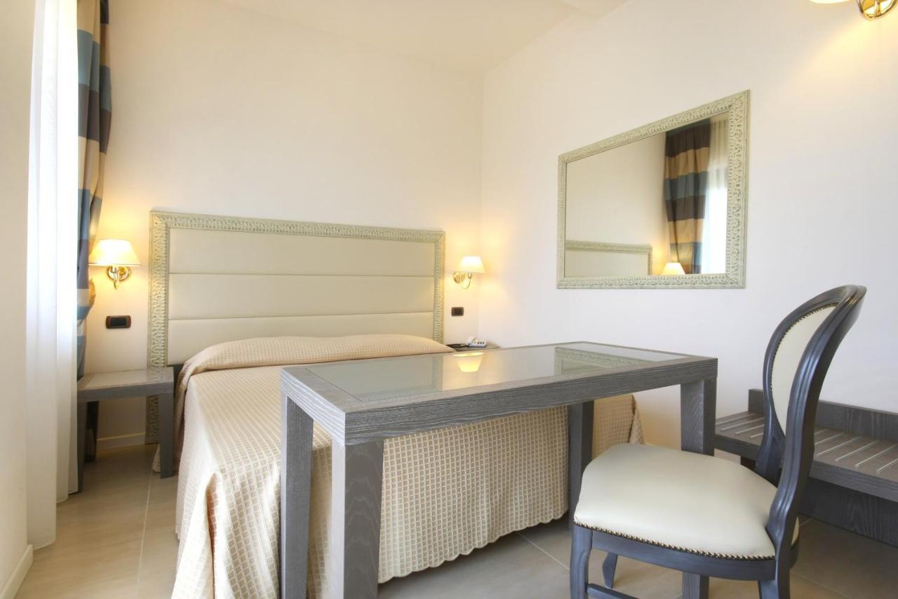 Hotel Metropolitan Bellaria-Igea Marina Eksteriør billede