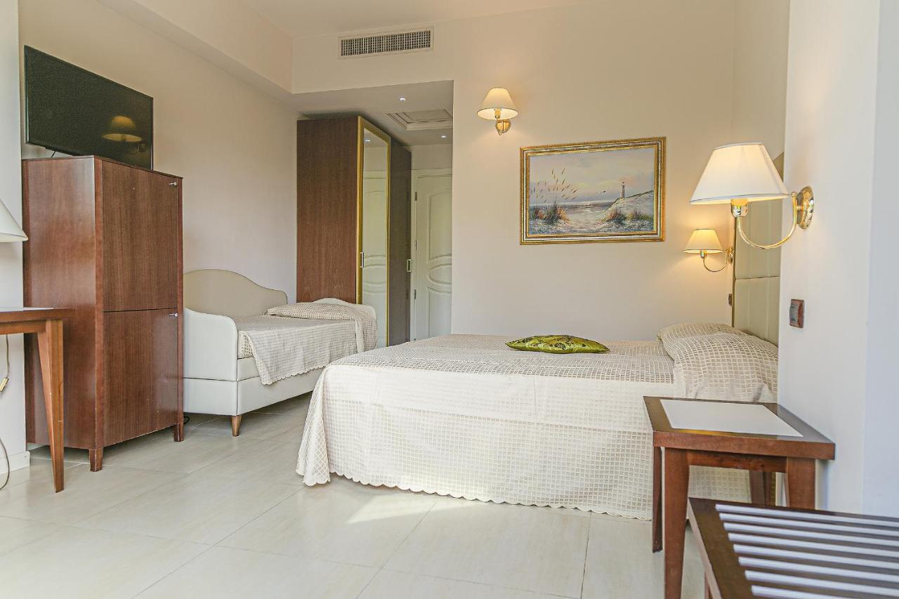 Hotel Metropolitan Bellaria-Igea Marina Eksteriør billede