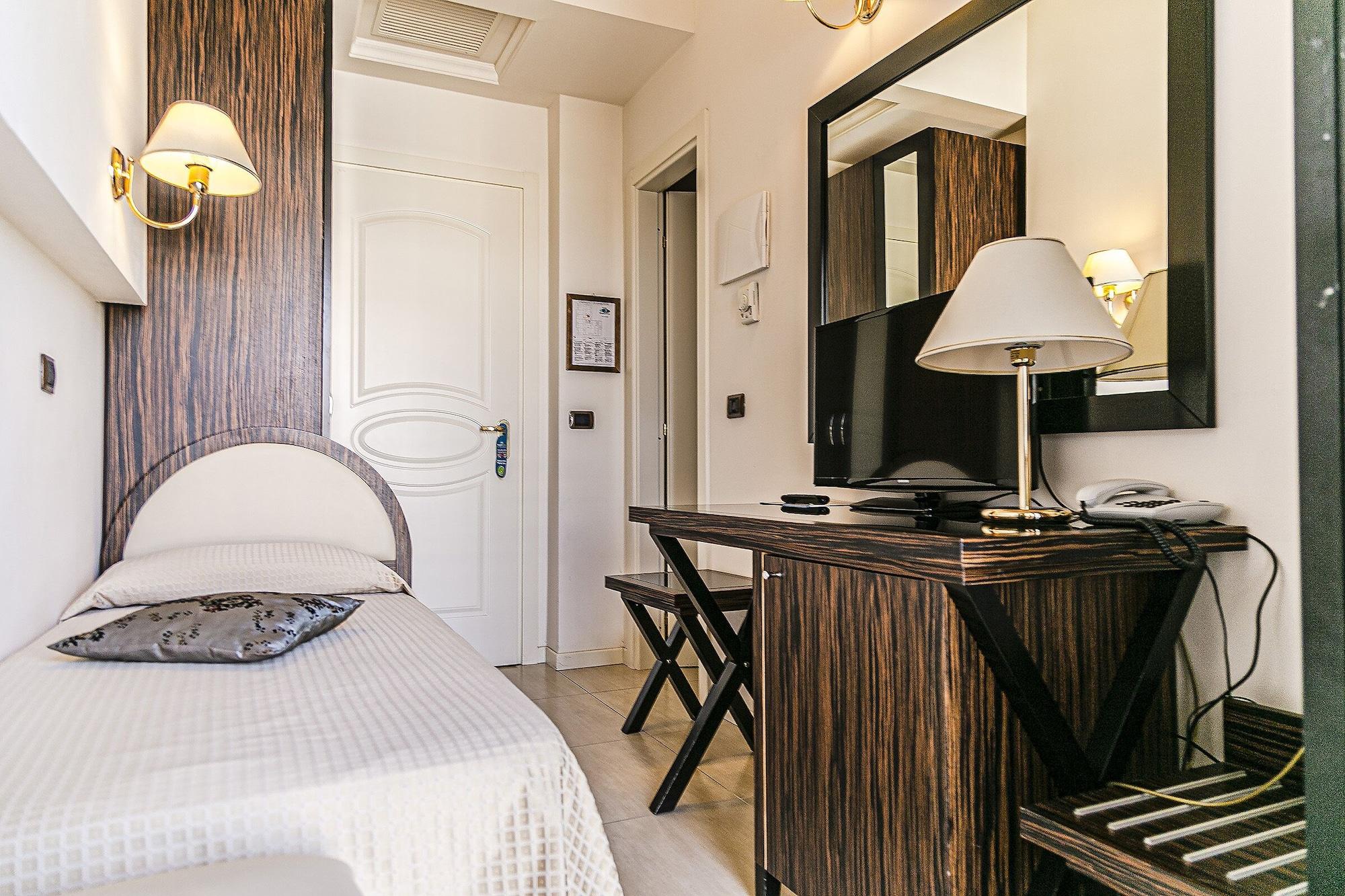 Hotel Metropolitan Bellaria-Igea Marina Eksteriør billede