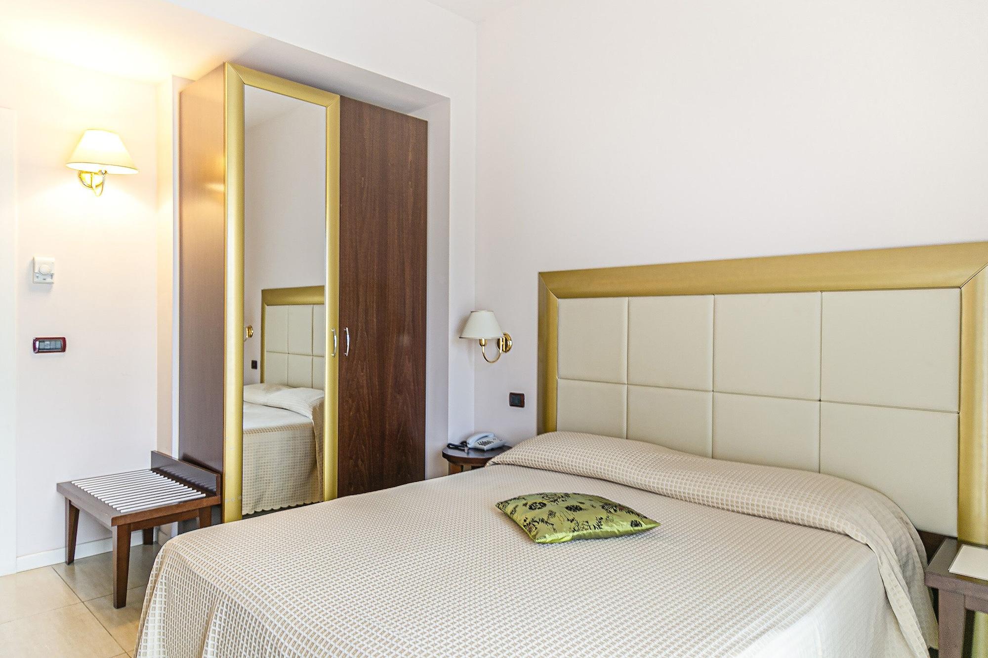 Hotel Metropolitan Bellaria-Igea Marina Eksteriør billede